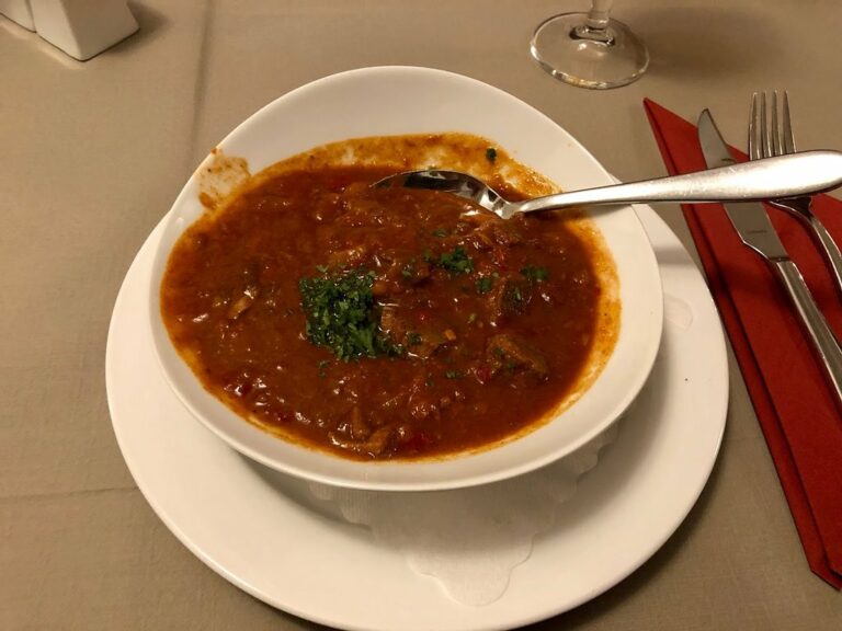 die gulaschsuppe wurzig 1 768x576