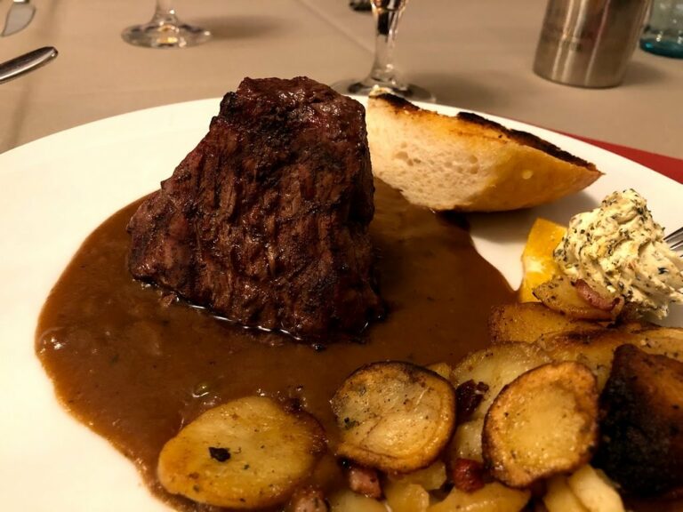 filetsteak in pfeffersauce 1 768x576