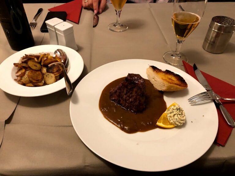 filetsteak in pfeffersauce 2 768x576